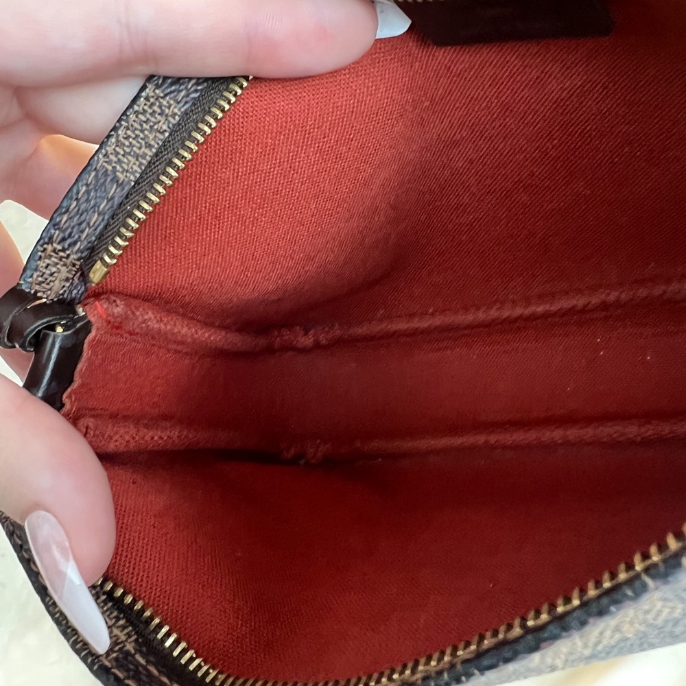 SOLD 🩷 Louis Vuitton Damier Navona Pochette Accessories - Picture 11 of 16